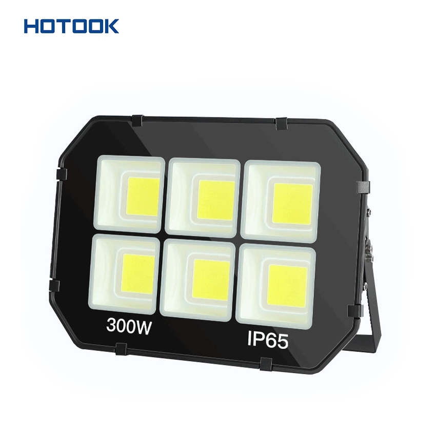 Waterproof LED Flood Light: IP66 Protection, Suitable for Yards & Construction Sites All-Weather